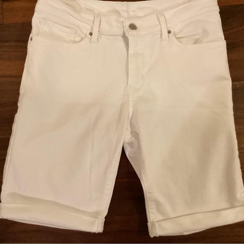 Levi's Women's White Jean Shorts size 30